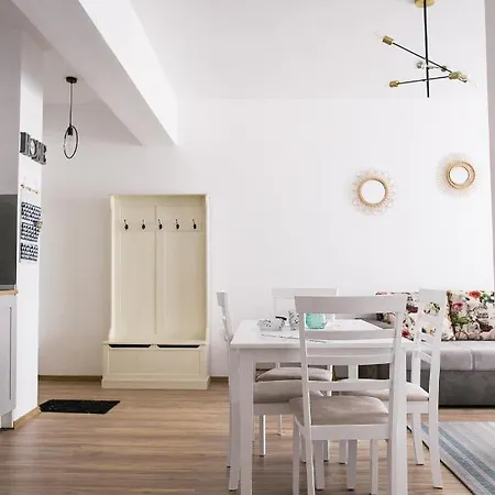 Apartament Dara *