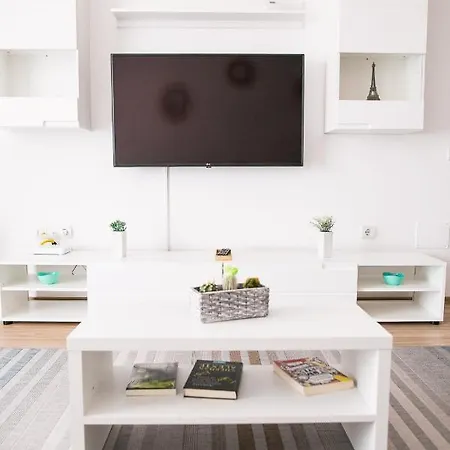 Apartament Dara *